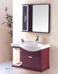 衛浴空間的藝術 浴室柜、玻璃潔具與衛浴鏡的和諧交響